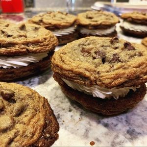 Meet your Posher, Mandy